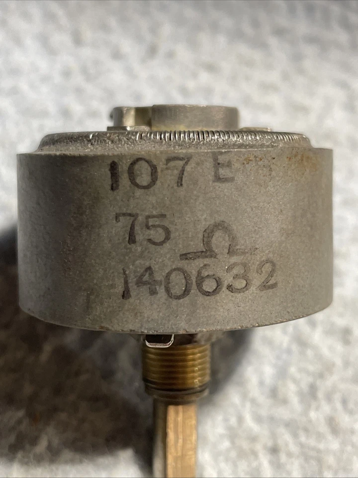 CLAROSTAT 2500 OHM 25 VATIOS REOSTAT usado Foto 3 de 3