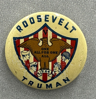 1944 ORIGINAL WWII ROOSEVELT TRUMAN Military Political Campaign President Pin