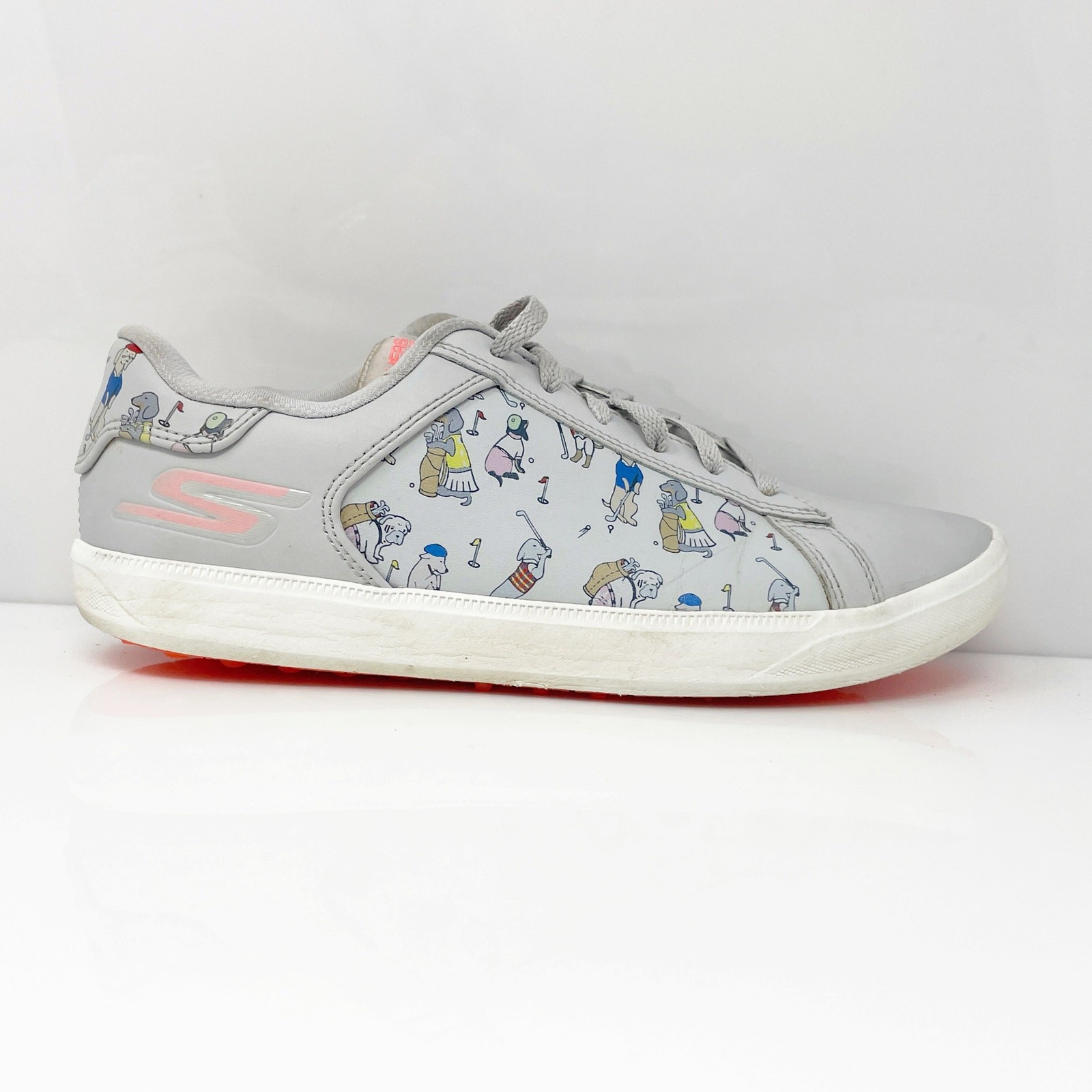 Sneakers Size 9