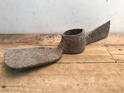 Vintage Rusty Mattock Pick Axe Garden Farm Tool Digging Planting Hoeing
