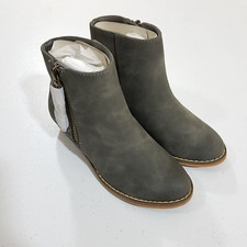 Tucker Tate Harper Ankle Zip Booties Girls sz 11.5 SMALL DEFECT