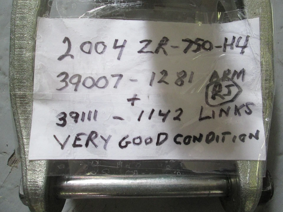 Braço e elos de suspensão Kawasaki ZR-7S/ZR750-H4. - Imagem 2 de 4