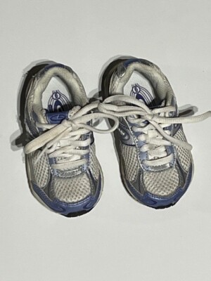 Little Girls Silver/purple sneakers