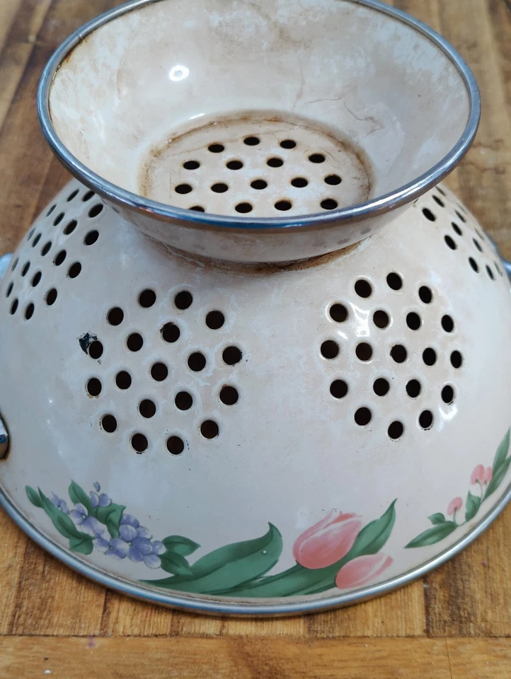 Pfaltzgraff Fiesta Jardín Impresiones Esmalte Metal Colador Colador 3 Qt 8.5" Foto 3 de 4