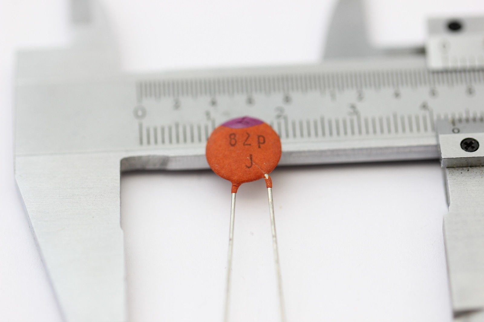 CERAMIC CAPACITOR 82pF 5% NOS (New Old Stock) 1PC. CA23U9F270715 | eBay