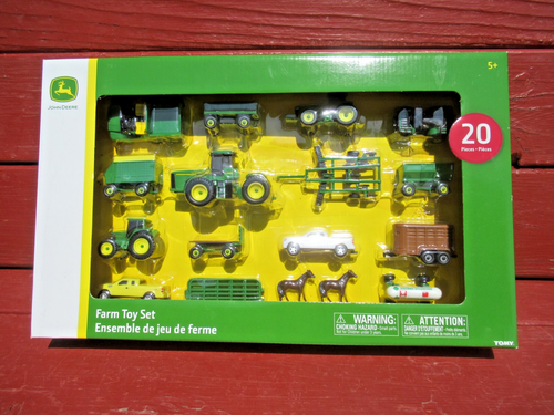 John Deere 20 piece Farm Toy Set by Tomy No. LP64813 in original box 1:64 scale - Picture 13 of 13