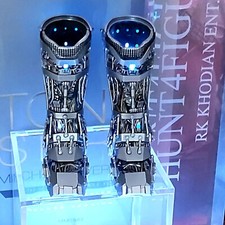 Hot Toys MMS582 Tony Stark Mech Test Iron Man 1/6 Figura de Acción Botas LED Solo