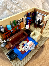 LEGO Ideas CUUSOO 21302 The Big Bang Theory Set Retired OPEN