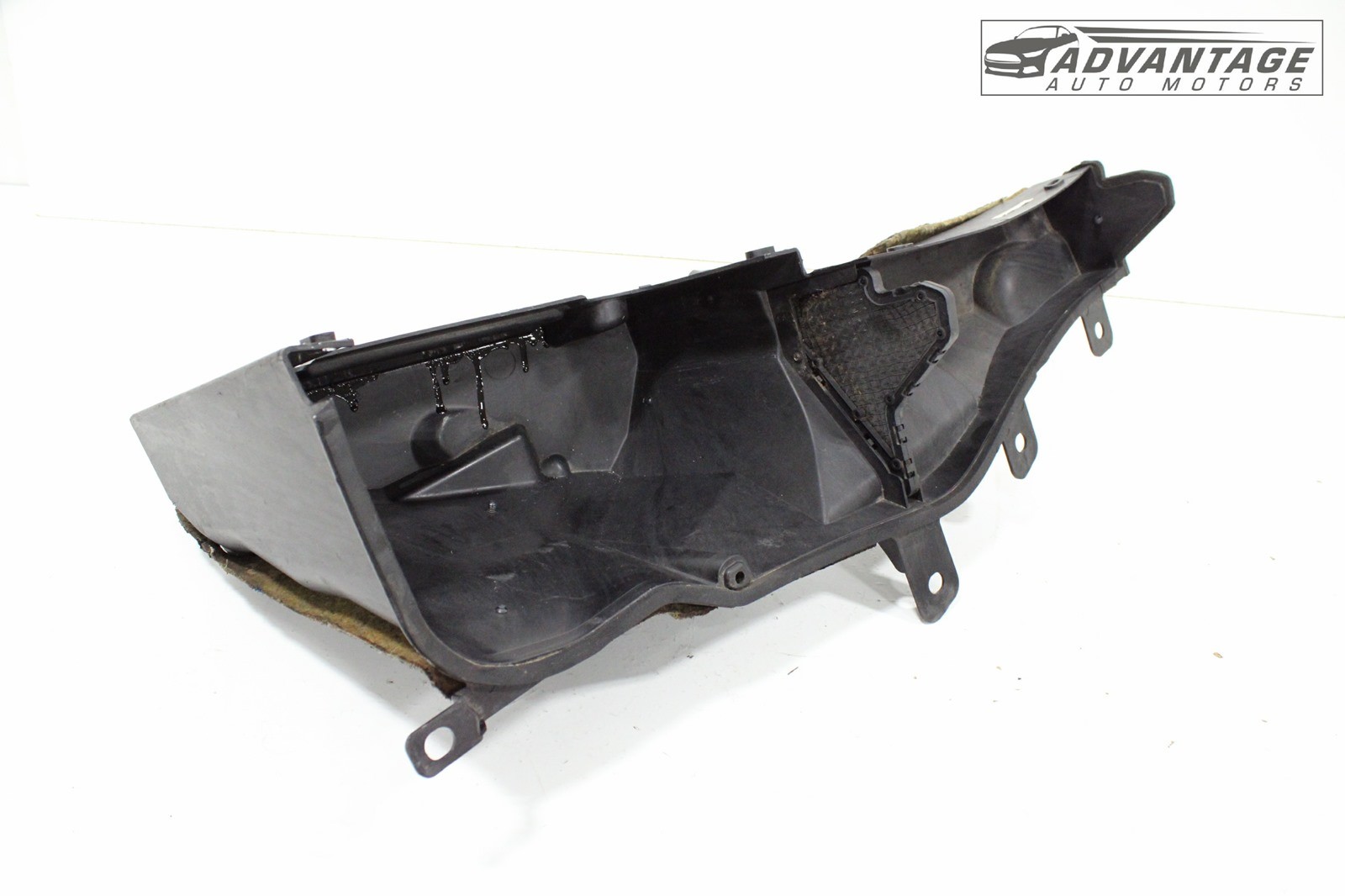 2014-16 MASERATI QUATTROPORTE RIGHT UNDER COWL PANEL STEP AIR FILTER HOUSING OEM