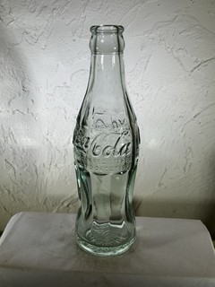 PERFECT 1923 SISTERSVILLE W.VA.. COCA COLA BOTTLE 2 21