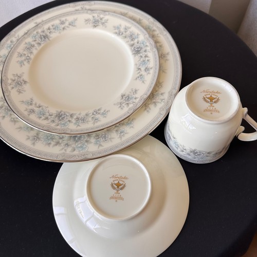 Noritake Bone China 9728 BUENAVISTA – 4-Piece Place Setting Made in Japan - Picture 4 of 10