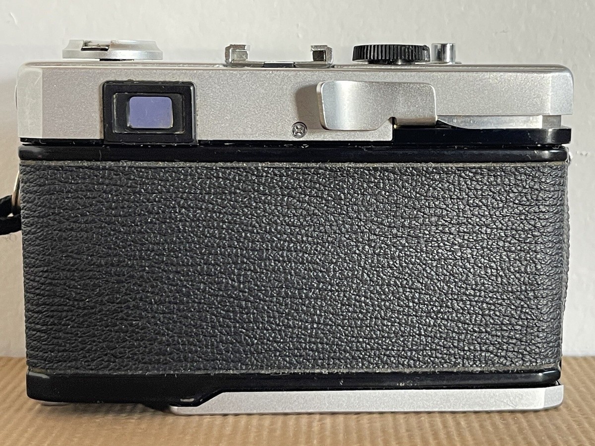 Olympus 35 RC 35mm Film Camera E.Zuiko 42mm f/2.8 From JAPAN