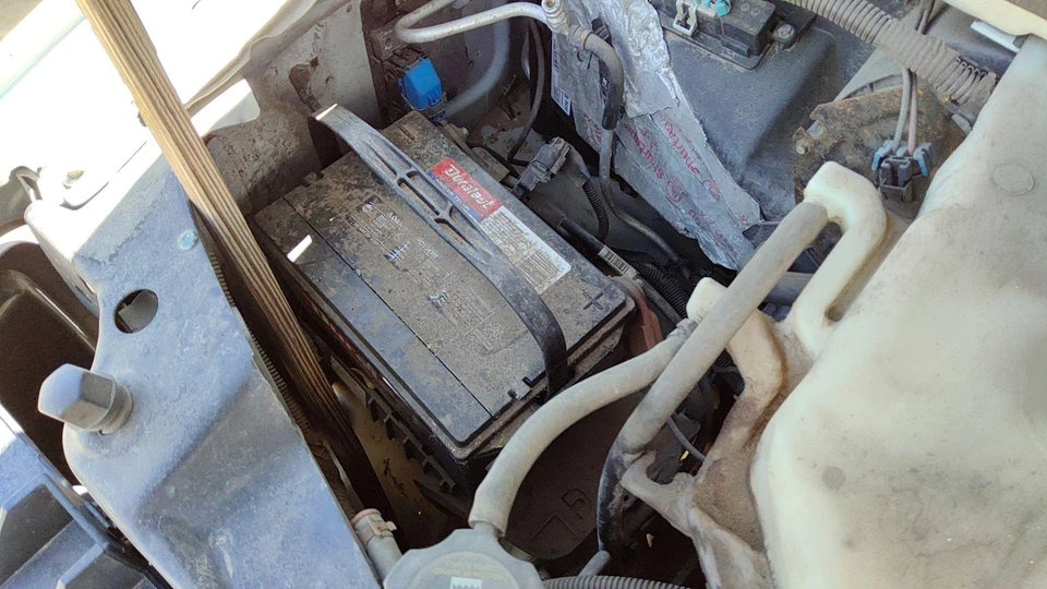 03-14 Chevy Express Van Bandeja de montaje en caja de batería completa con sujeción OEM 4,3 L Foto 3 de 4