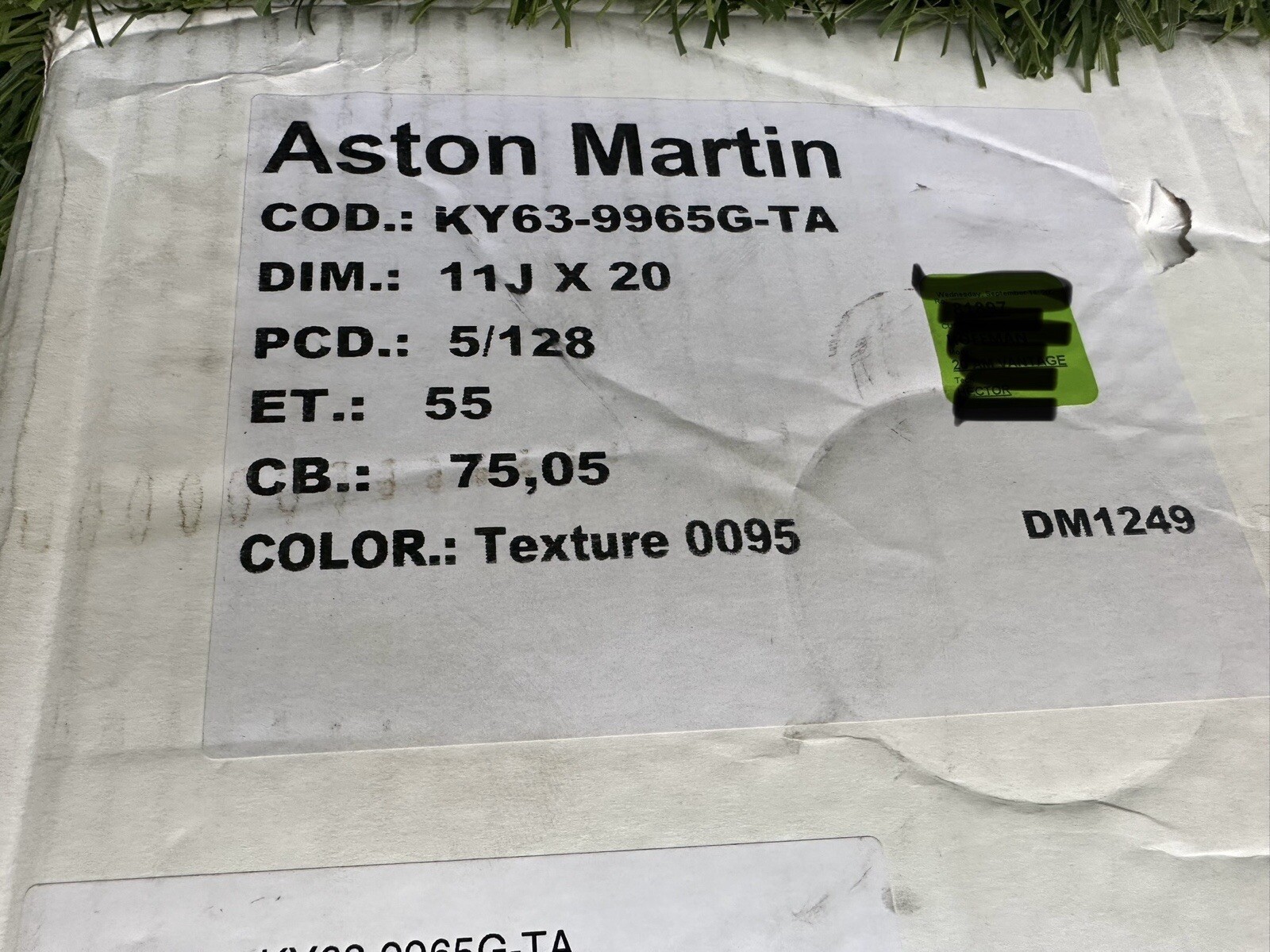 ASTON MARTIN VANTAGE  ALLOY WHEEL 11Jx20 KY63-9965G-TA OEM