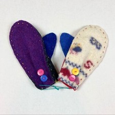 Chrispina Ffrench Multicolored Handmade Mittens