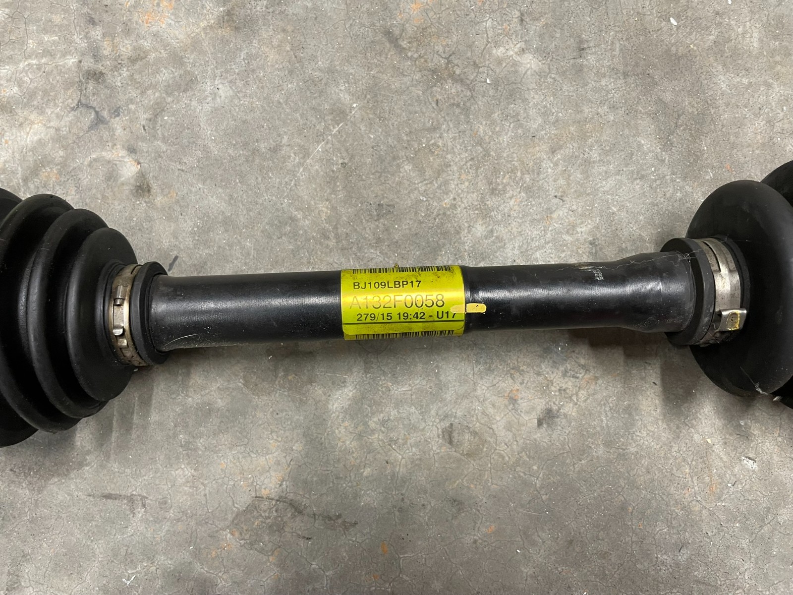 Lotus Evora Axle Shaft Assembly - A132F0058 - RH Automatic Transmission