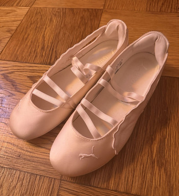 PUMA Speedcat Venus Ballet Sneaker - Jasmine Flower/Warm White Women s US 10.5