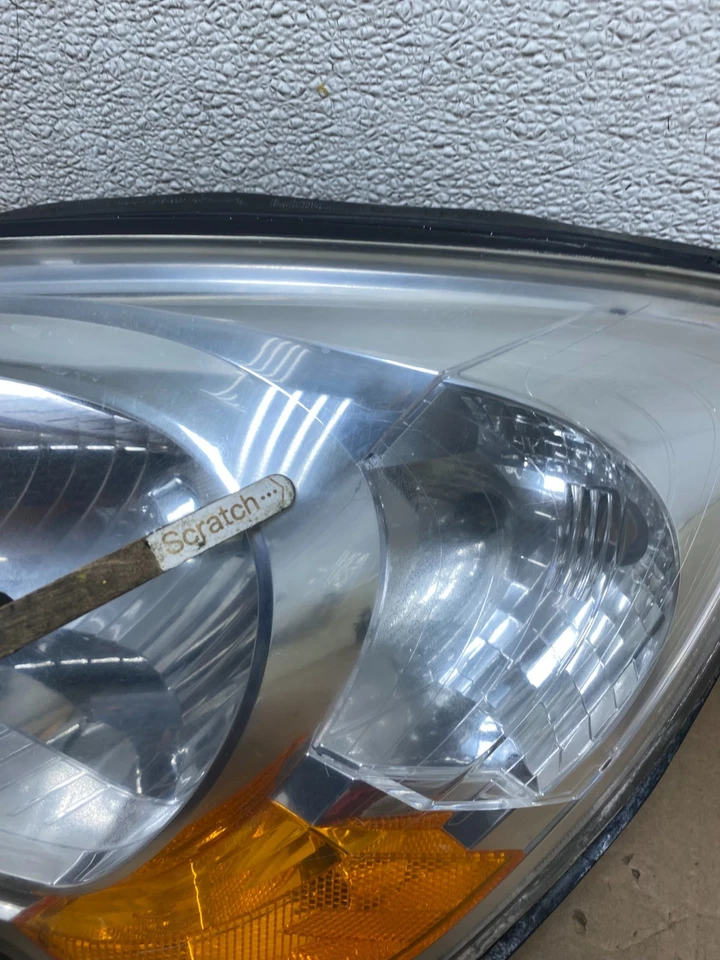 Faro halógeno izquierdo conductor Kia Sportage 2007 a 2010 OEM T7997 DW Foto 4 de 4
