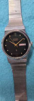 Citizen Quartz Watch Silver case black dial day/date GN4WS Very Stylish