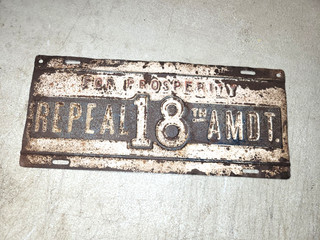Vintage Repeal 18th Amendment Prohibition License Plate topper