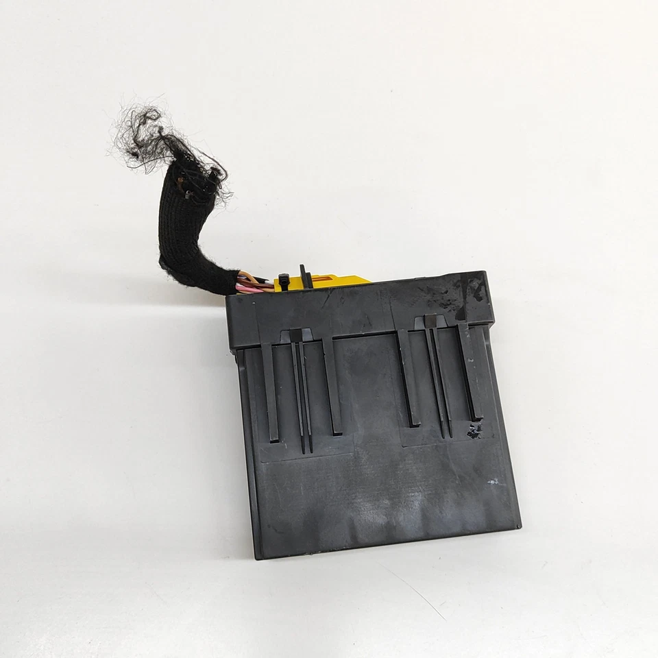 Peugeot 3008 MK3 P64 Headlight Control Unit 9864578480 Electricity 157 kW 202 - Изображение 2 из 4