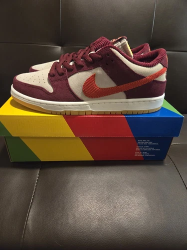 Size 9 - Nike Skate Like a Girl x Dunk SB Low White