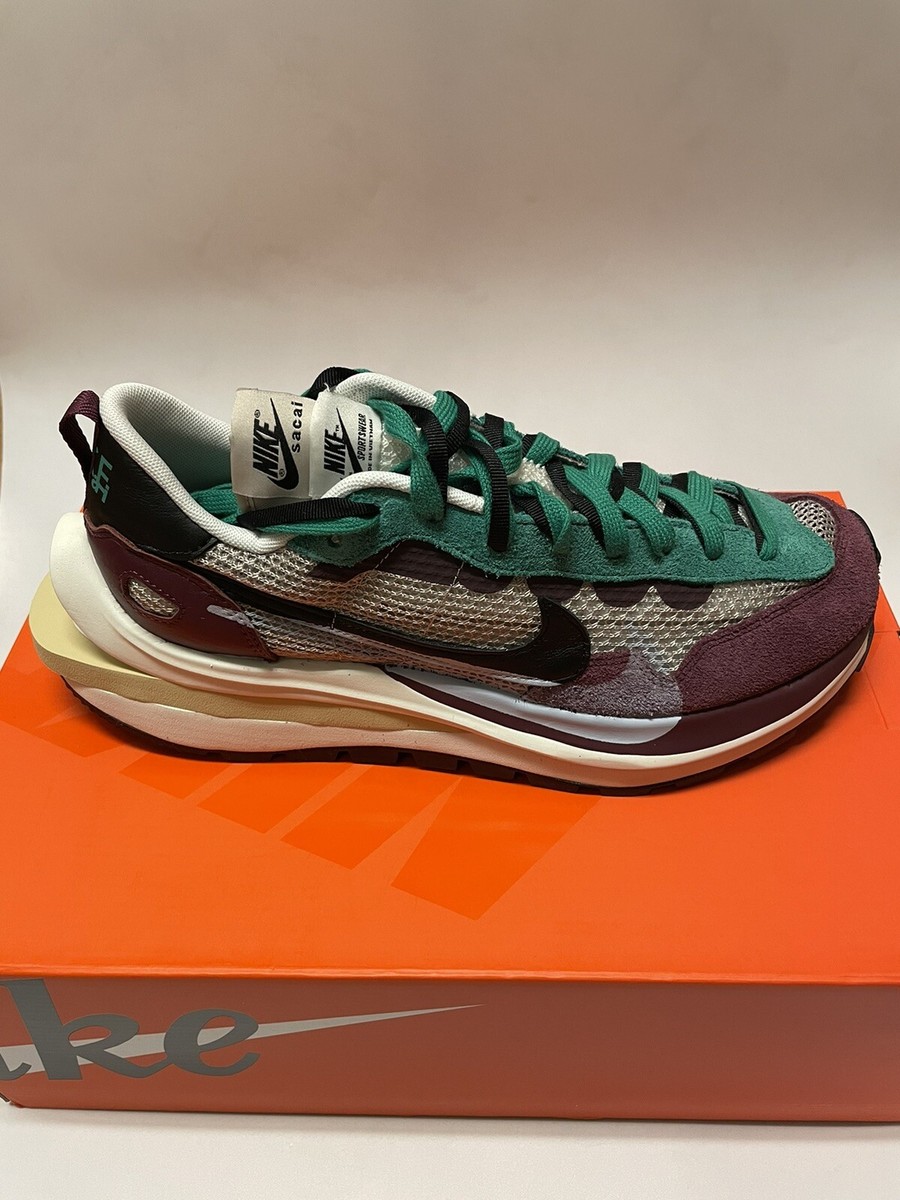 Nike VaporWaffle x Sacai Red Green DD3035-200 Men's Size