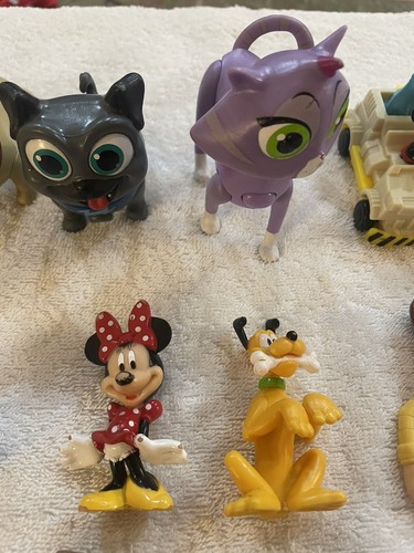 Lot Of Disney Pixar Character Figures And Cars - Vintage To Now - Picture 3 of 13