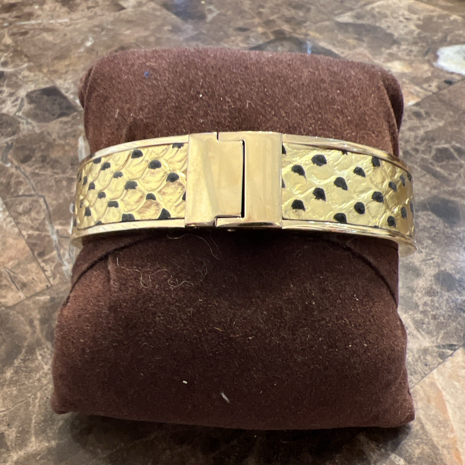 MICHAEL KORS EMBOSSED PYTHON CUFF HINGED WITH BLA… - image 5