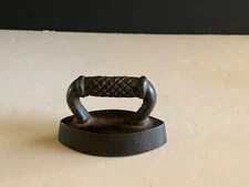 Small Ant Cast Iron Sad Iron for Pressing Cuffs & Collar Ruffles 3.5 x 1.75
