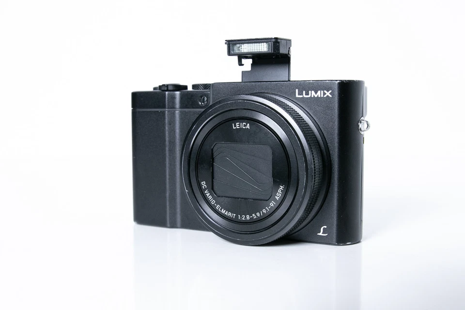 Panasonic LUMIX TZ100 - Imagen 2 de 4
