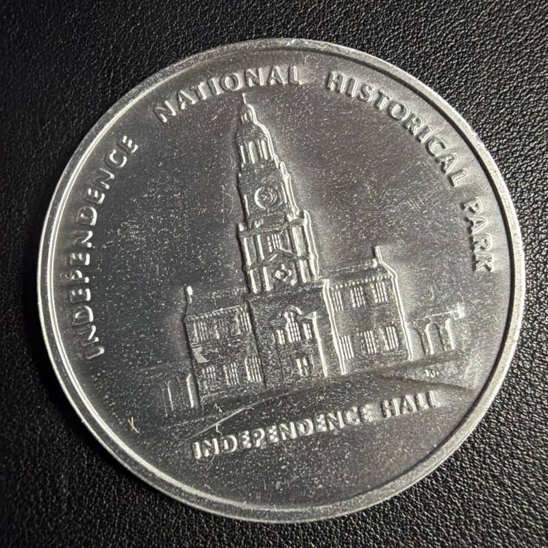 Independence Hall and The Liberty Bell Pewter 2” Medal 45 Grams Philadelph E320
