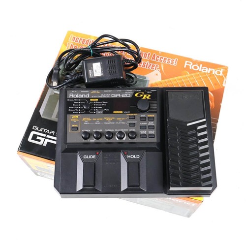 Roland GR-20 Multi-Effects pedal Guitar Synthesizer 100V
