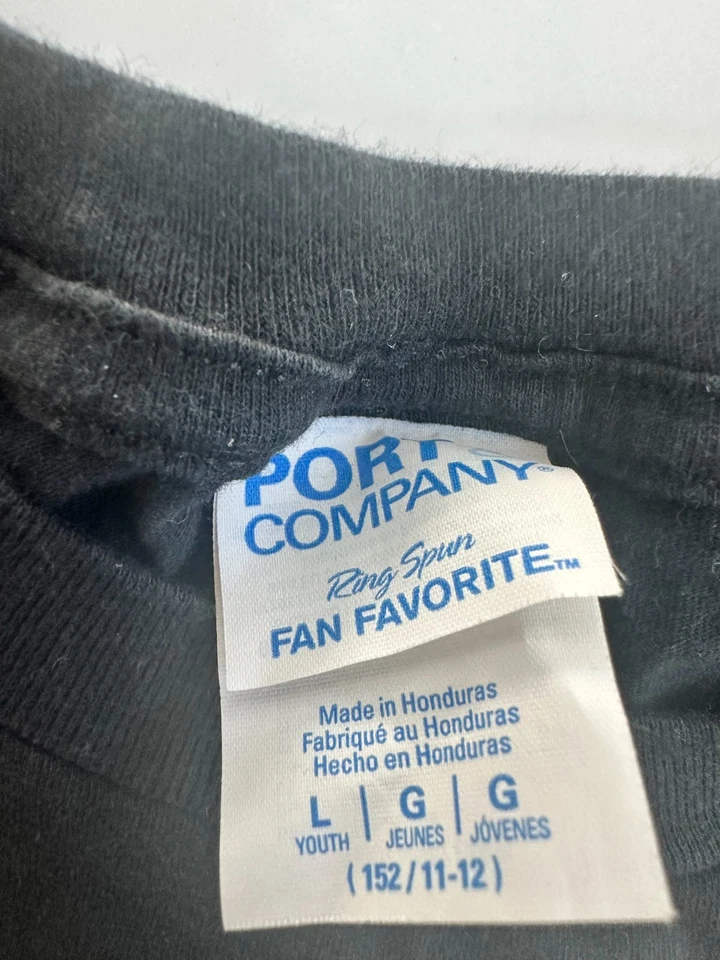 "I get my attitude from my mom" T-Shirt - Boy's Black T-shirt - Size Large - Image 3 of 4