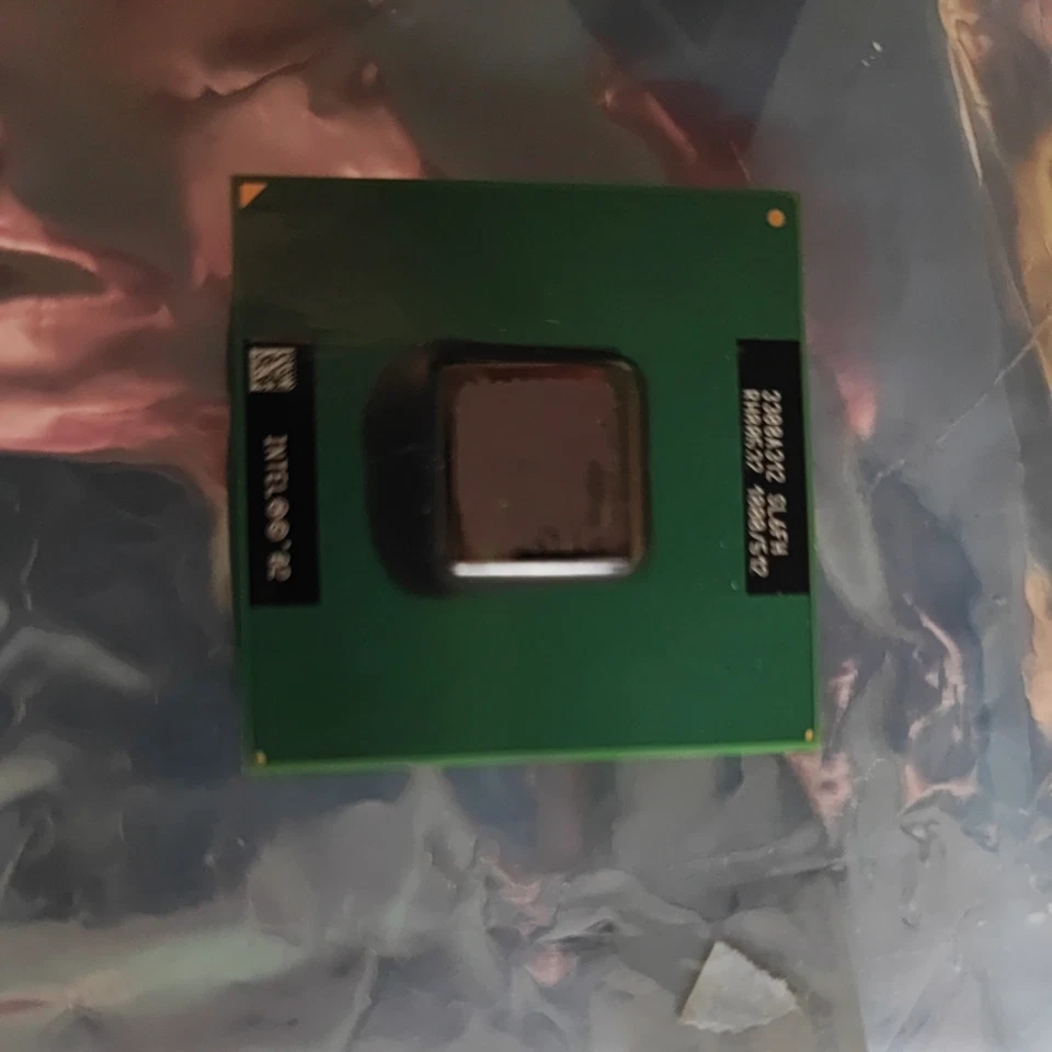 SL6FH - Intel Pentium 4 1.8GHz, SL6FG P4 1.7GHz and SL653 Pentium 4 2.66Ghz CPU - Image 4 of 4