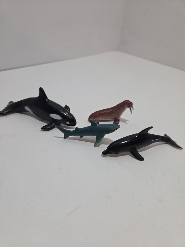 Vinyl Marine Animal Figures Killer Whale, Shark, Dolphin, Walrus