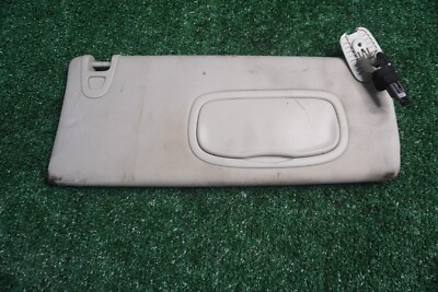 2015 2016 2017 JEEP CHEROKEE DRIVER SIDE Sun Visor OEM 1 Piece 7327534