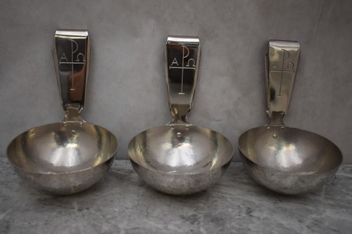 Church Holy Water Font, Made in Germany, Hand Hammered Bowl *3 Available (CU82) - Picture 9 of 17