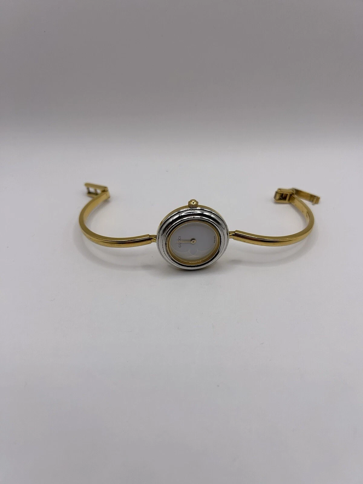 Montre femme Gucci à quartz cadran blanc plaqué or 11/12,2