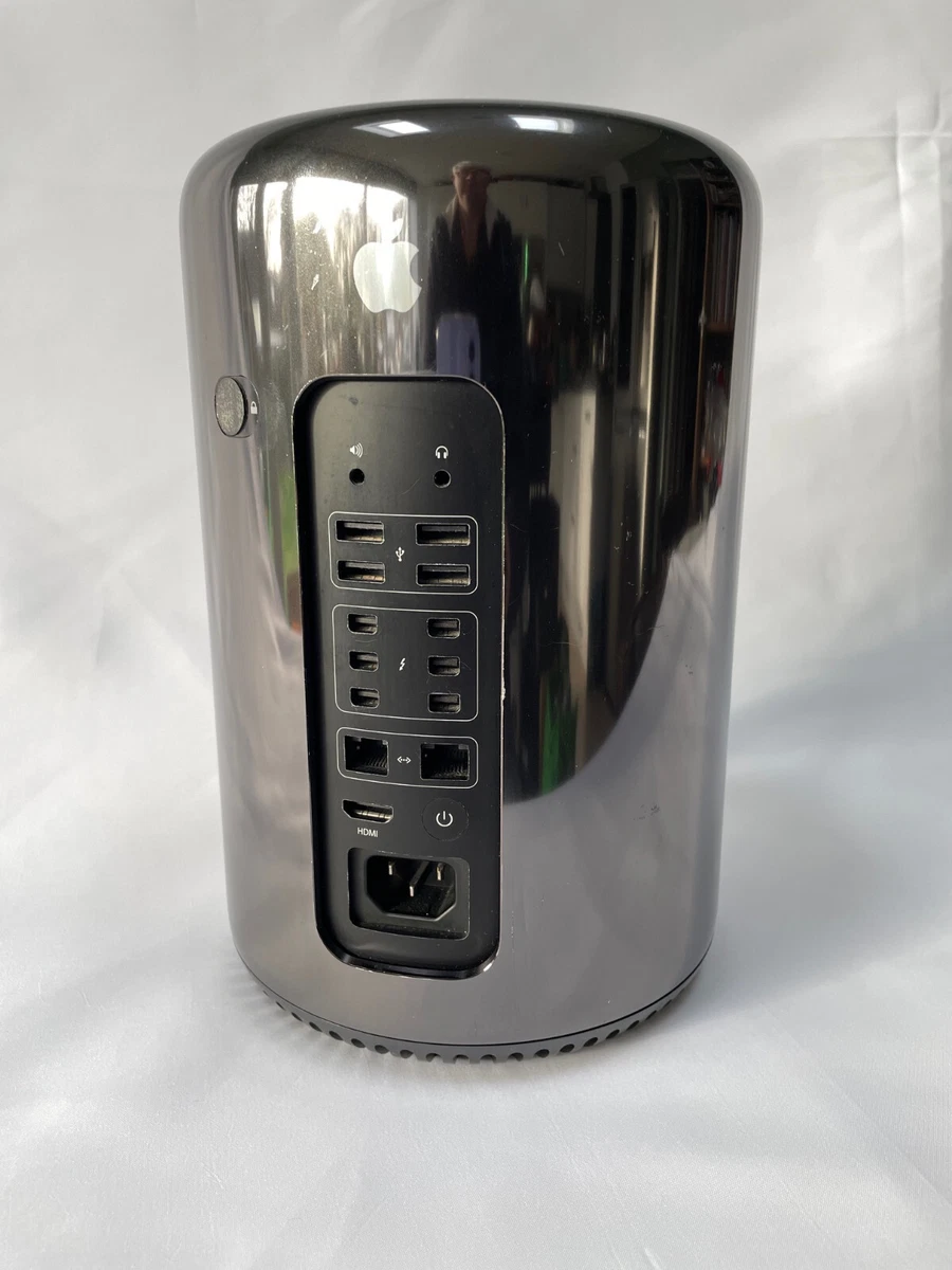 Apple Mac Pro 1.1 – Avril 2007 – 2 X 3Ghz Quad-Core – SSD 120Go – RAM 5Go