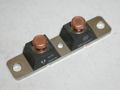 2 Stück MBRP20045CT doppel Schottky Diode, 45 Volt 200 Amp.