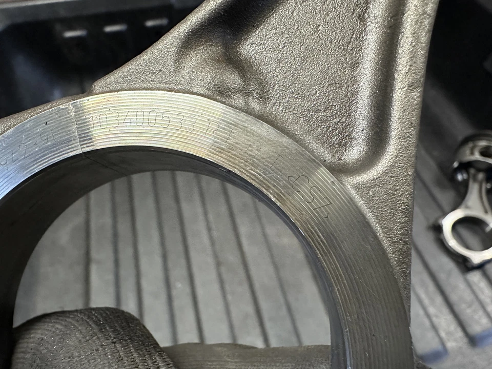 INFINITI FX30 M30 EX30 QX70 Piston with connecting rod 3.0 Diesel 175kw 2011 - Image 4 of 4