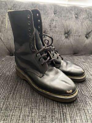 Dr. Martens 1490 Vintage Made In England Shelly s 10 Eye Boots