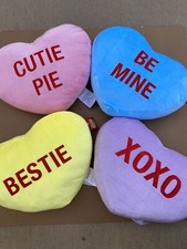 20  Sweethearts Pillows Valentine  s Day Set Of 4 NEW WITH TAGS WOW DEAL 