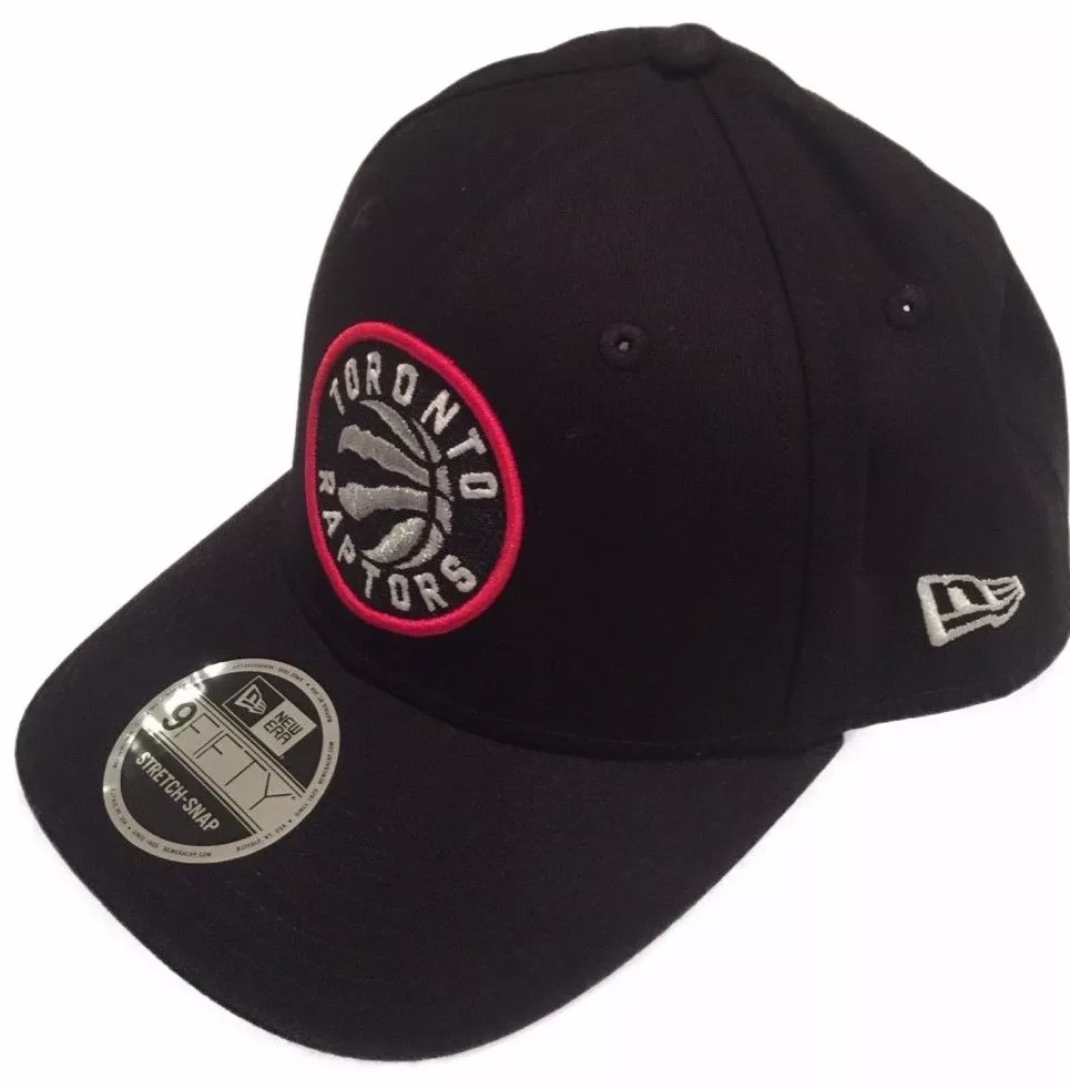 Black store raptors hat