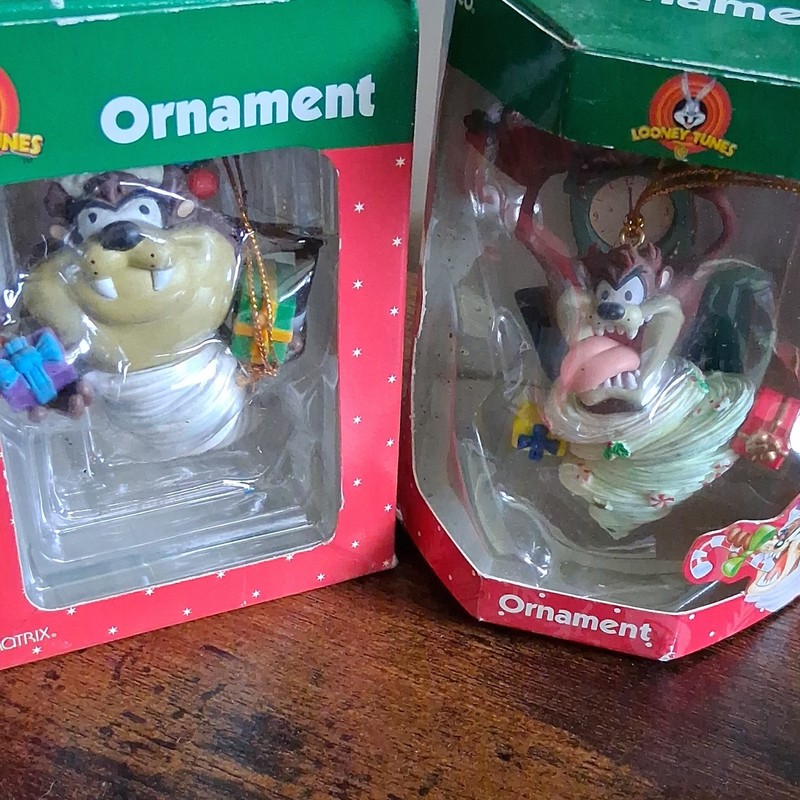 Matrix Looney Tunes Taz Tasmanian Devil Hanging Ornament Christmas Lot of 2