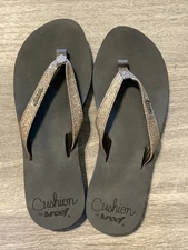 Cushion Twin Reef Women's Flip Flop Thong Rubber Sandals, Size 9, Bronze NWOT