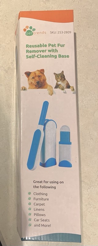 Pet Trends Reusable Pet Fur Remover with Self Cleaning Base