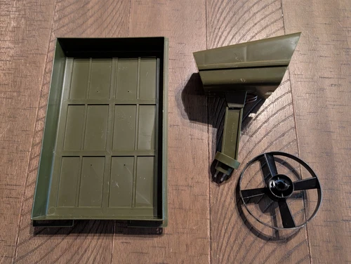 Vintage 1972 GI Joe Adventure Team Mobile Support Vehicle - Parts Lot Tray Light