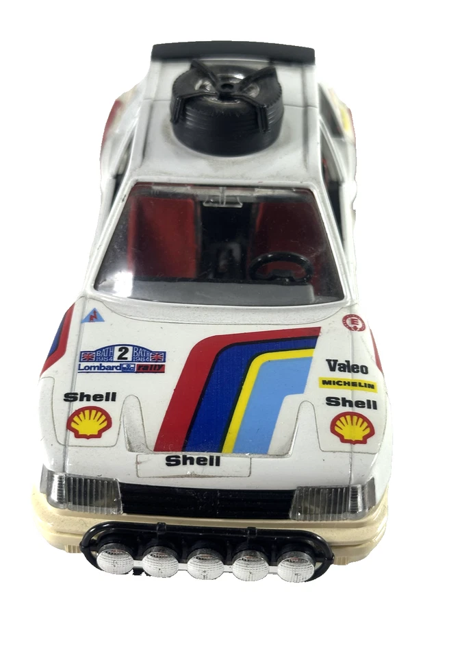 PEUGEOT 205 TURBO RALLY 1/24 MODELLINO BURAGO - Immagine 2 di 4